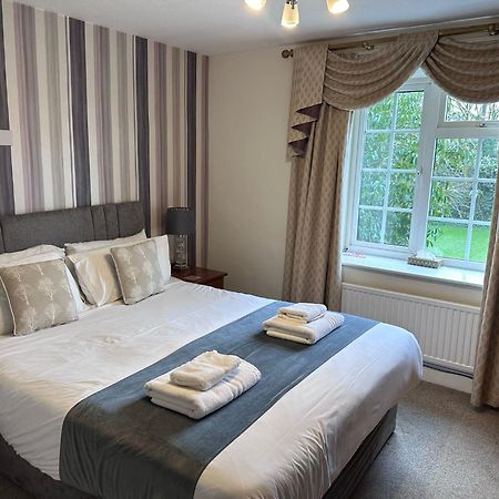 East Ayton Lodge Hotel, Скарбъро Екстериор снимка