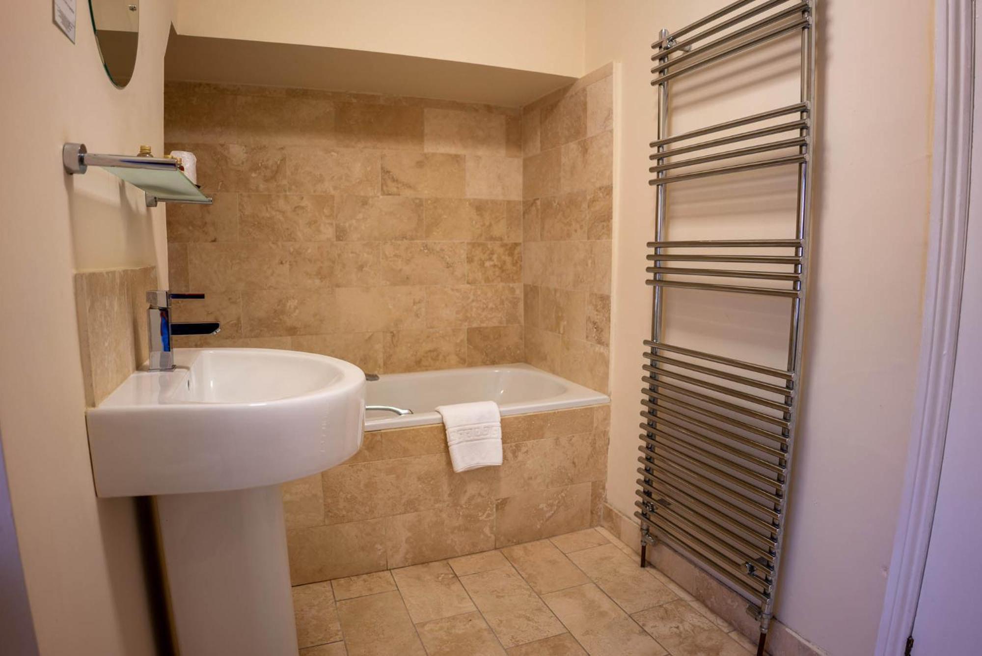 East Ayton Lodge Hotel, Скарбъро Екстериор снимка